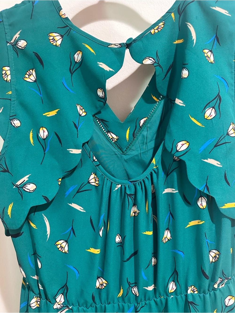 41 Hawthorn Teal Floral Keyhole Blouse